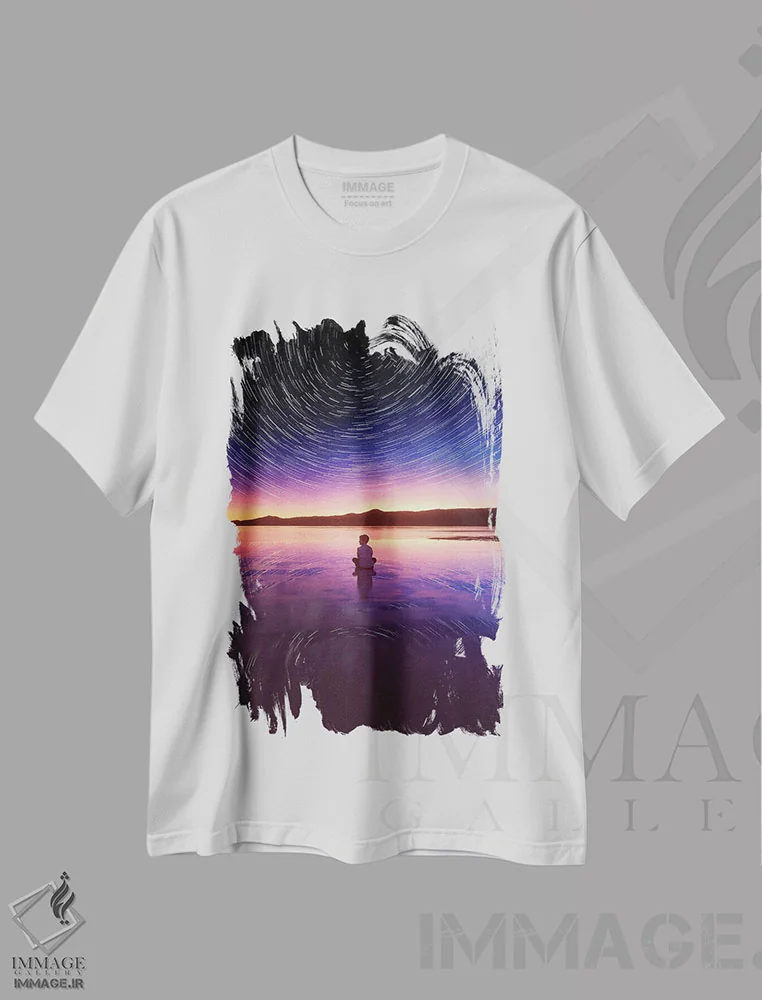 تیشرت سفید طرح دار تحت الشعاع، عکاسی ترکیبی اثر اوگنی سولویف | فروشگاه ایماژ