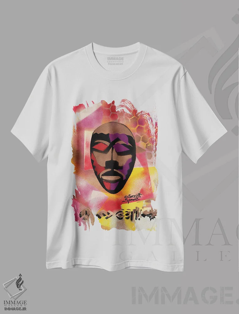 تیشرت سفید طرح دار نقاب کنگو، هنر آمریکایی آفریقایی تبار اثر اورِت اسپرویل | فروشگاه ایماژ