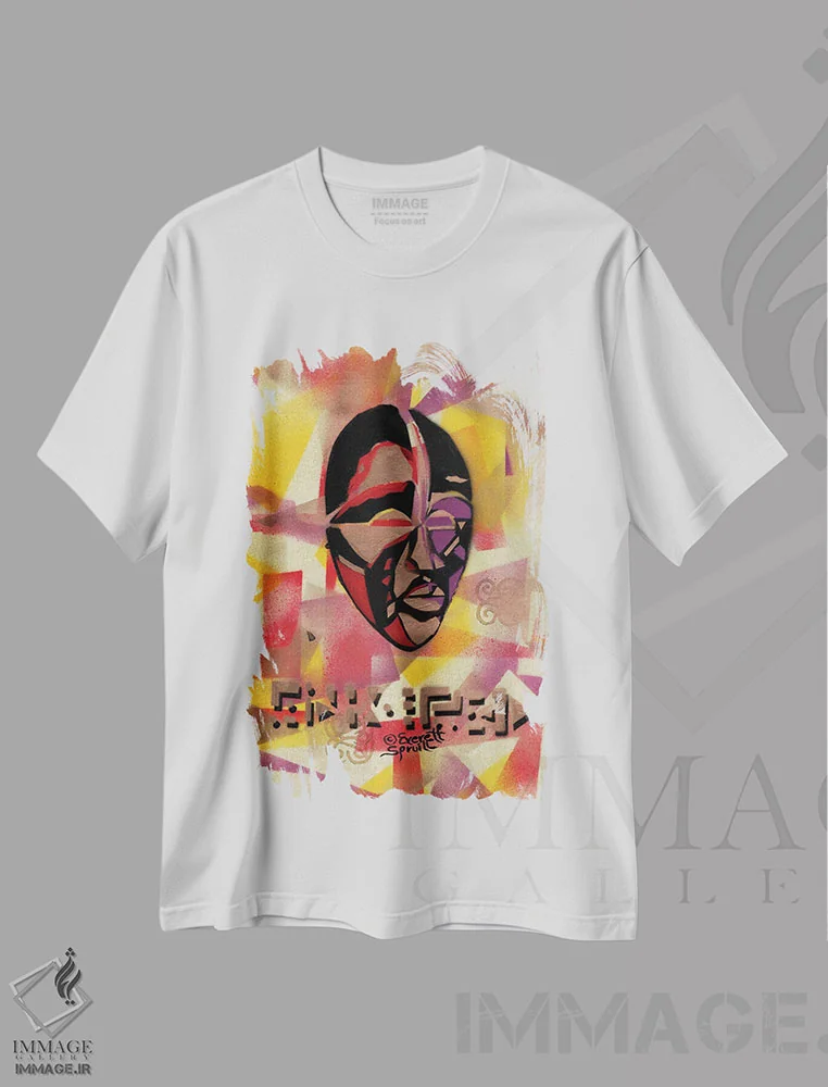 تیشرت سفید طرح دار نقاب دان و گلیف های الکترونیکی، هنر آمریکایی آفریقایی تبار اثر اورِت اسپرویل | immage.ir