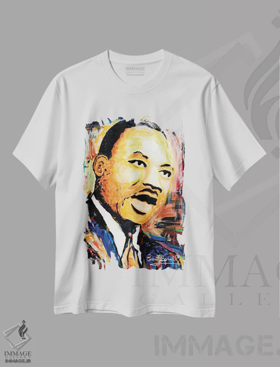 تیشرت سفید طرح دار دکتر مارتین لوتر کینگ جونیور، هنر آمریکایی آفریقایی تبار اثر اورِت اسپرویل | immage.ir