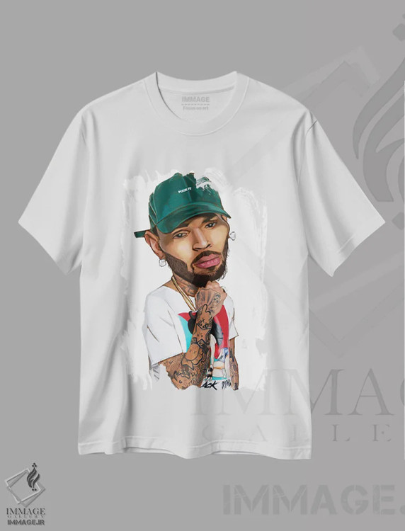 تیشرت سفید طرح دار کریس، هنر دیجیتال اثر ایوان ویلیامز | immage.ir