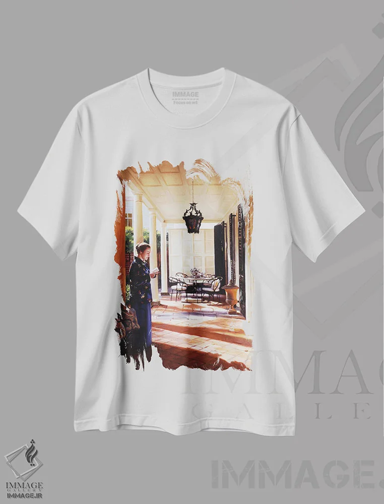 تیشرت سفید طرح دار در حیاط چارلستون، هنر فاخر معاصر اثر ایوان ویلسون | فروشگاه ایماژ