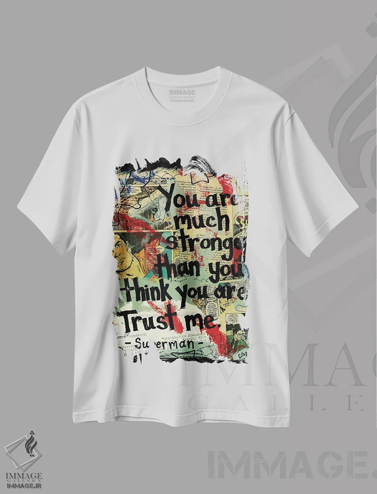تیشرت سفید طرح دار سوپرمن بسیار قوی تر، مدیوم اثر الکسا بانکرافت | فروشگاه ایماژ