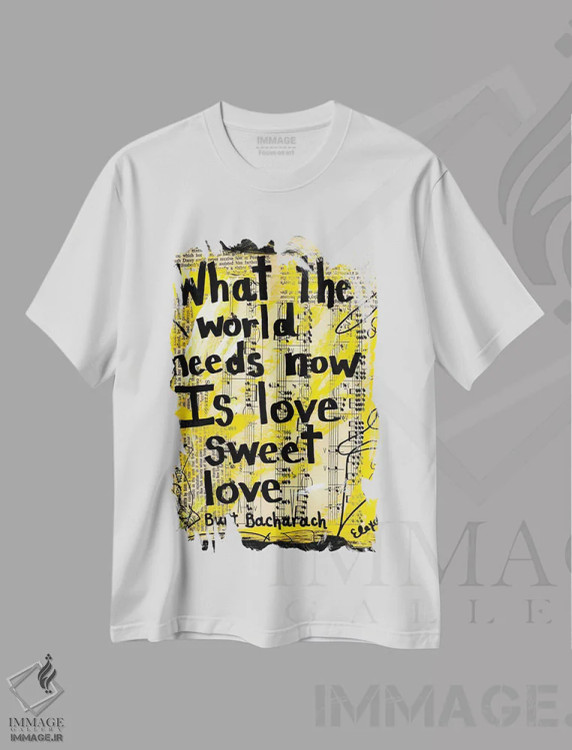 تیشرت سفید طرح دار جهان به عشق نیاز دارد، مدیوم اثر الکسا بانکرافت | immage.ir