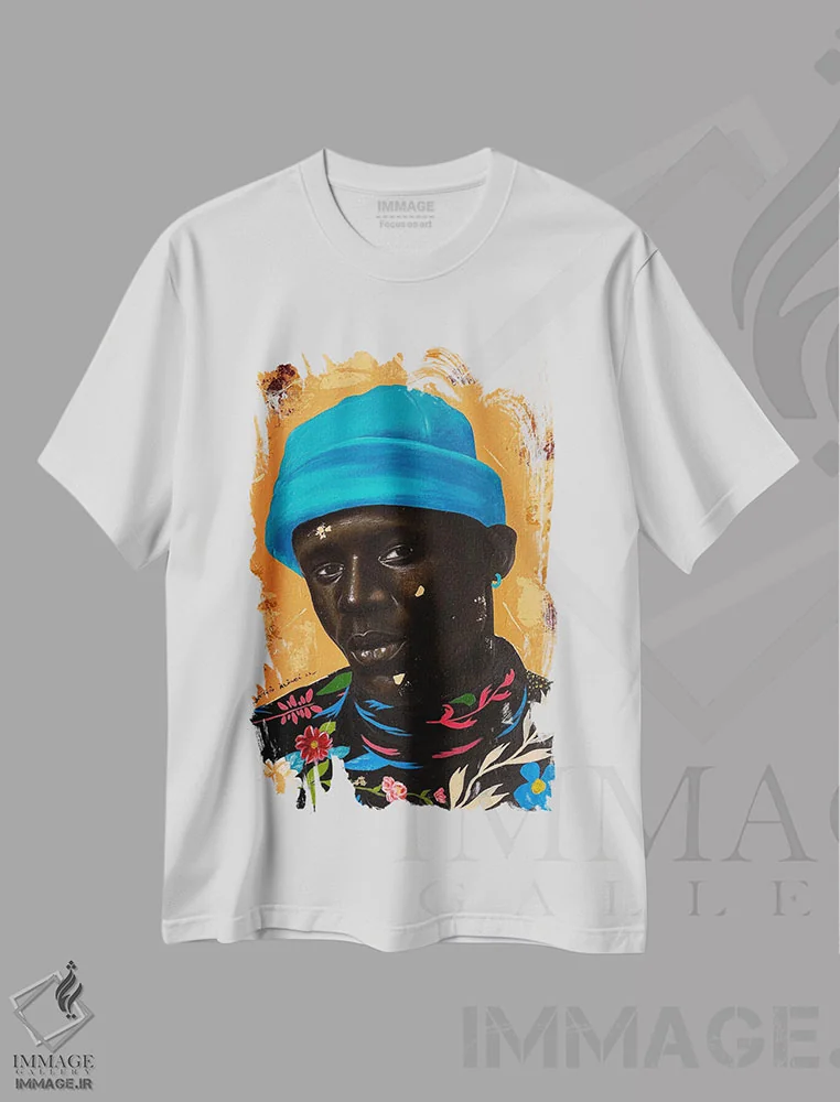 تیشرت سفید طرح دار من متفاوت ام ۶، هنر آمریکایی آفریقایی تبار اثر اییتایو الاگبه | فروشگاه ایماژ