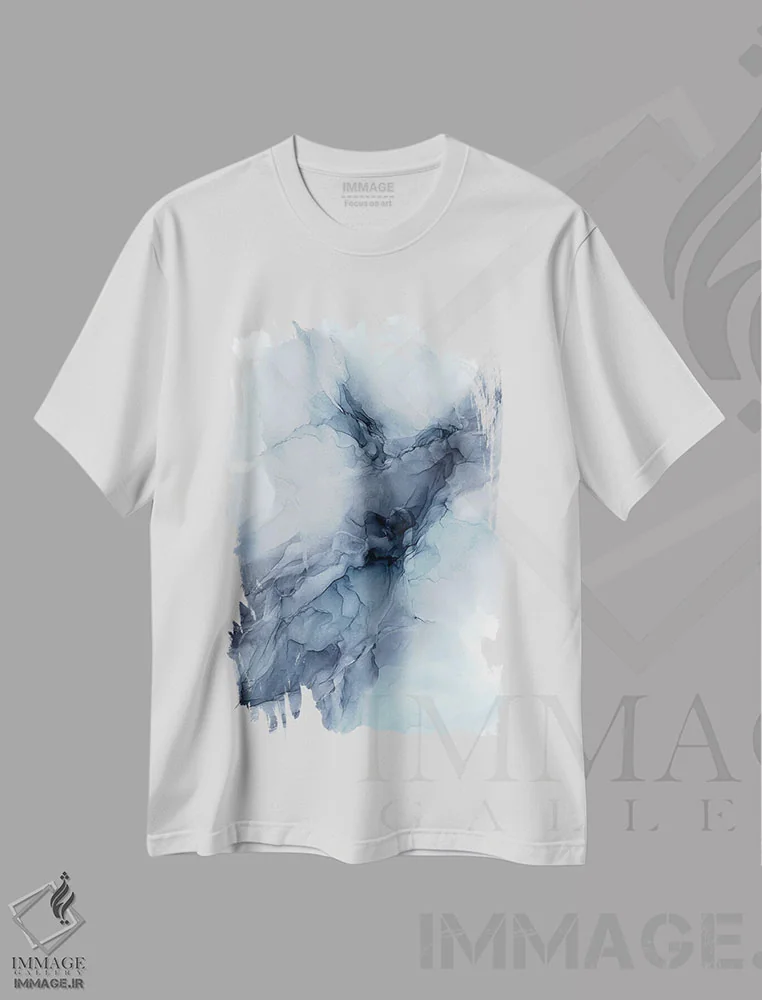 تیشرت سفید طرح دار آسمان و خاکستری اثر الیزابت کارلسن | فروشگاه ایماژ