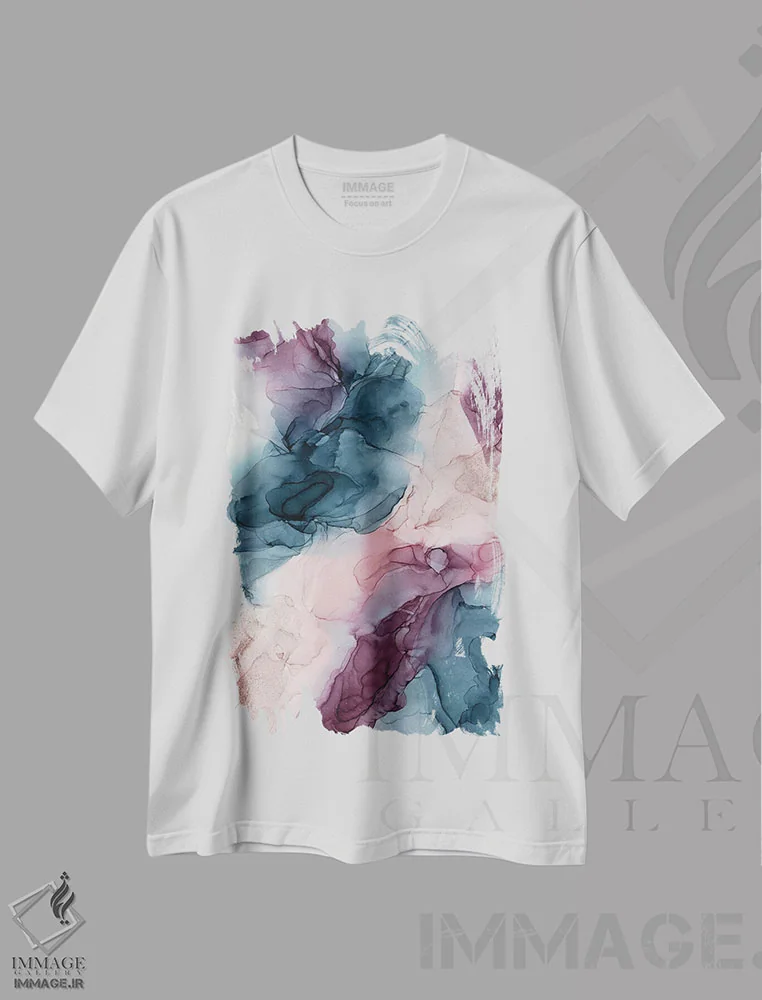 تیشرت سفید طرح دار آبستره جریان دار آلو پاستلی، آبی تیره، صورتی و طلایی اثر الیزابت کارلسن | فروشگاه ایماژ