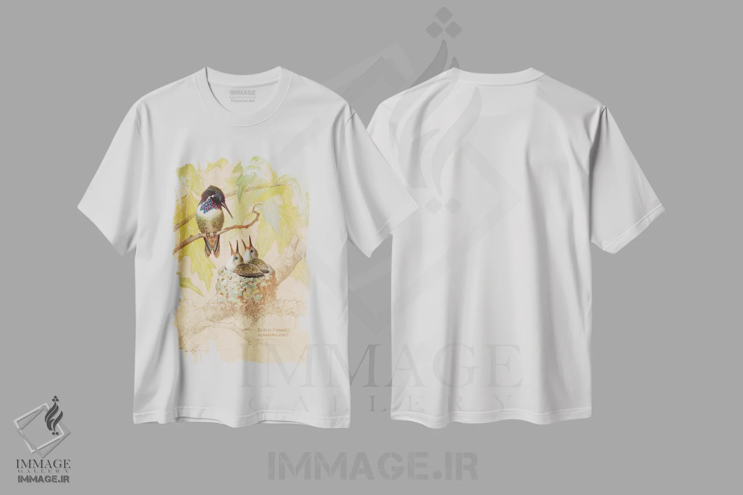 تیشرت سفید طرح دار لانه مرغ مگس خوار سیاه گلو، دکور کلبه و لژ اثر ازرا تاکر | immage.ir