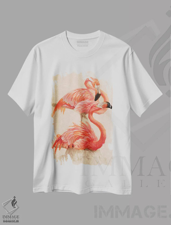 تیشرت سفید طرح دار در بهترین وضعیت، تزئینی اثر ازرا تاکر | immage.ir