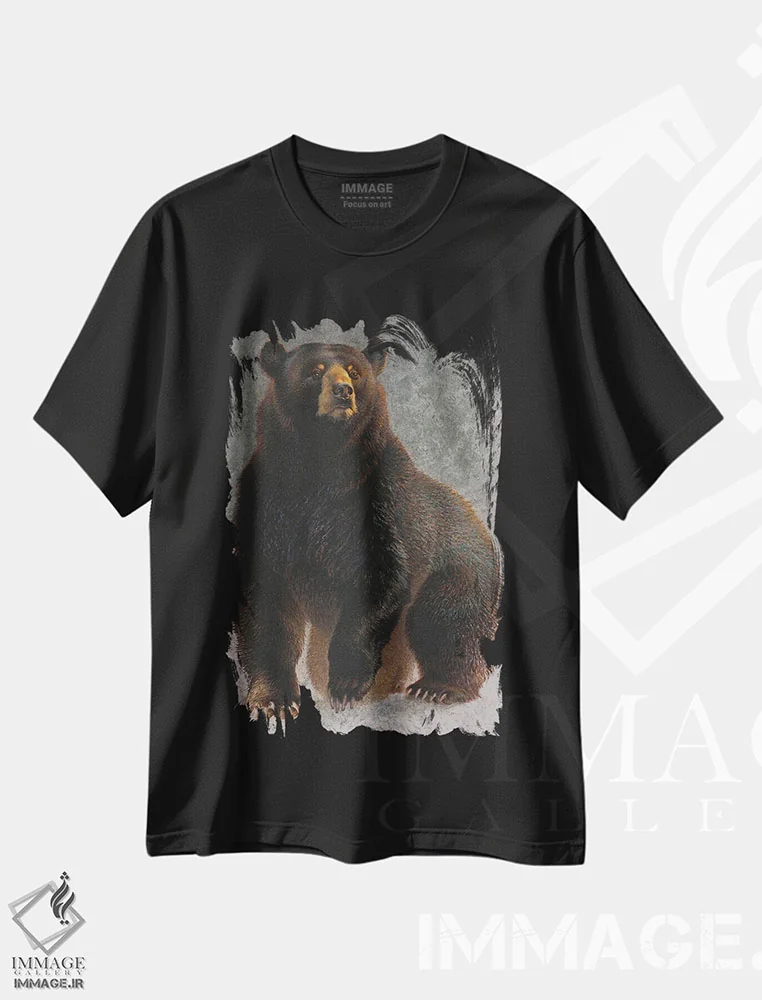 تیشرت مشکی طرح دار چیزی در هواست، دکور کلبه و لژ اثر ازرا تاکر | immage.ir