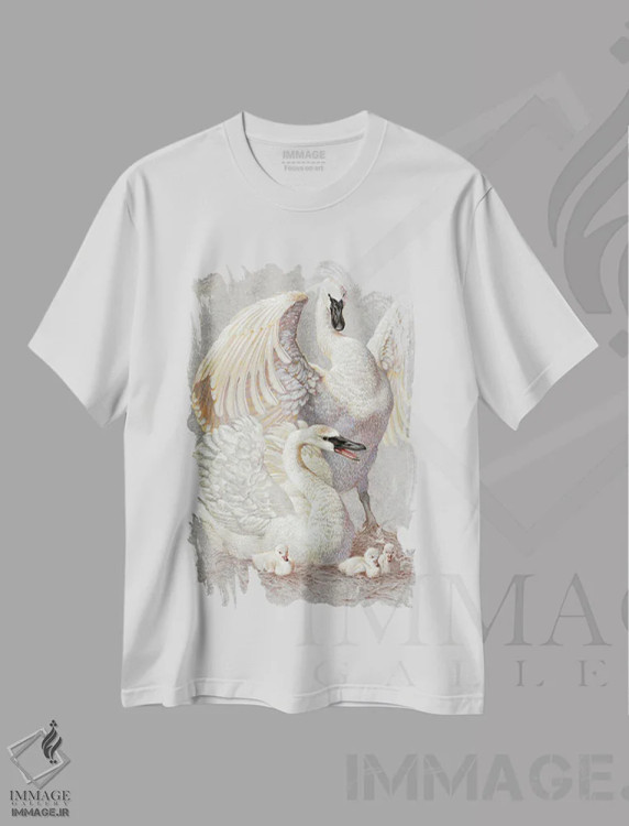 تیشرت سفید طرح دار اعلام خبر با شیپور، تزئینی اثر ازرا تاکر | فروشگاه ایماژ