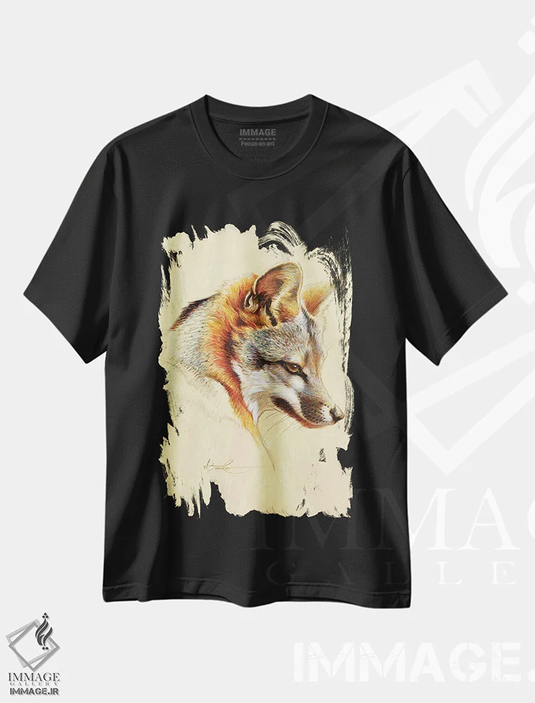 تیشرت مشکی طرح دار پرتره روباه خاکستری، دکور کلبه و لژ اثر ازرا تاکر | فروشگاه ایماژ