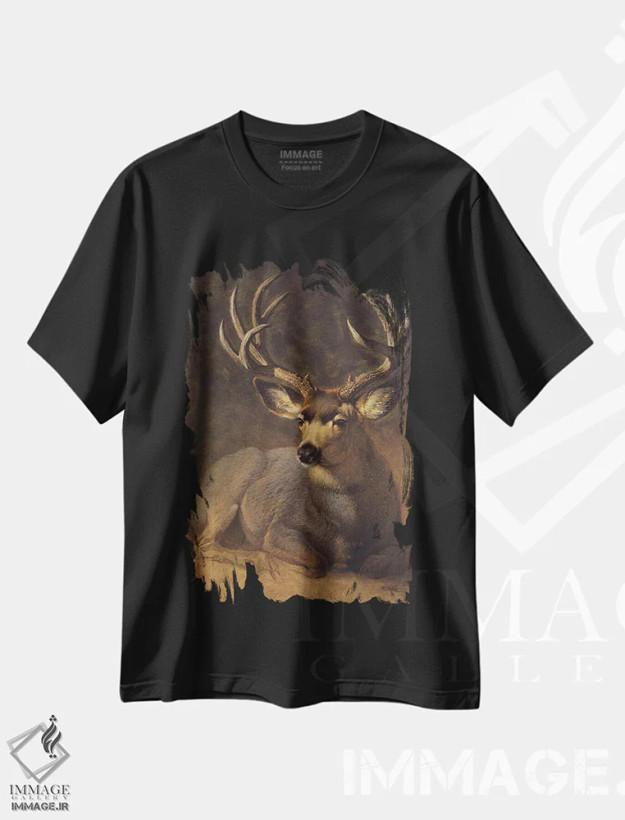 تیشرت مشکی طرح دار آهو نر خاکستری زمستانی، دکور کلبه و لژ اثر ازرا تاکر | فروشگاه ایماژ