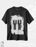 تیشرت مشکی طرح دار داستان عامه پسند، هنر تزئینی سیاه و سفید اثر فرد بیرچال | immage.ir