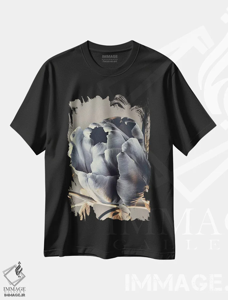 تیشرت مشکی طرح دار باروک ۳، هنر دیجیتال اثر دیزاین فابریکن | فروشگاه ایماژ