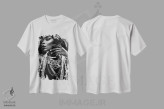 تیشرت سفید طرح دار درخشش، عکاسی سیاه و سفید اثر دیزاین فابریکن | فروشگاه ایماژ