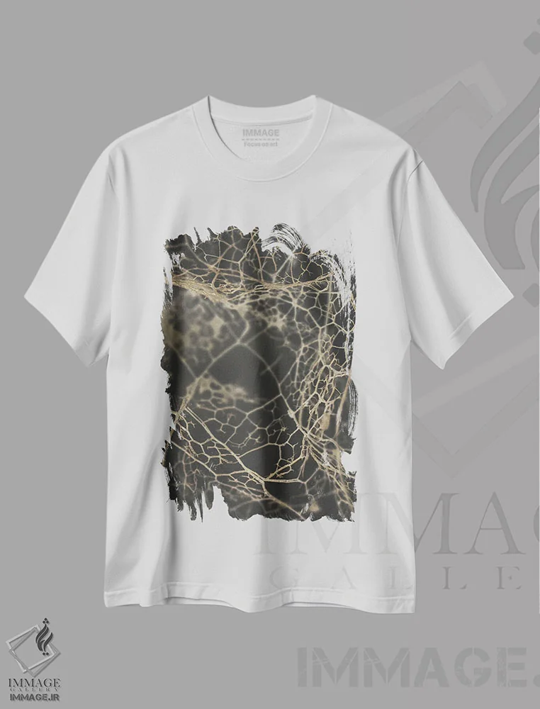 تیشرت سفید طرح دار اسکلت برگ تیره، آبستره اثر دیزاین فابریکن | فروشگاه ایماژ