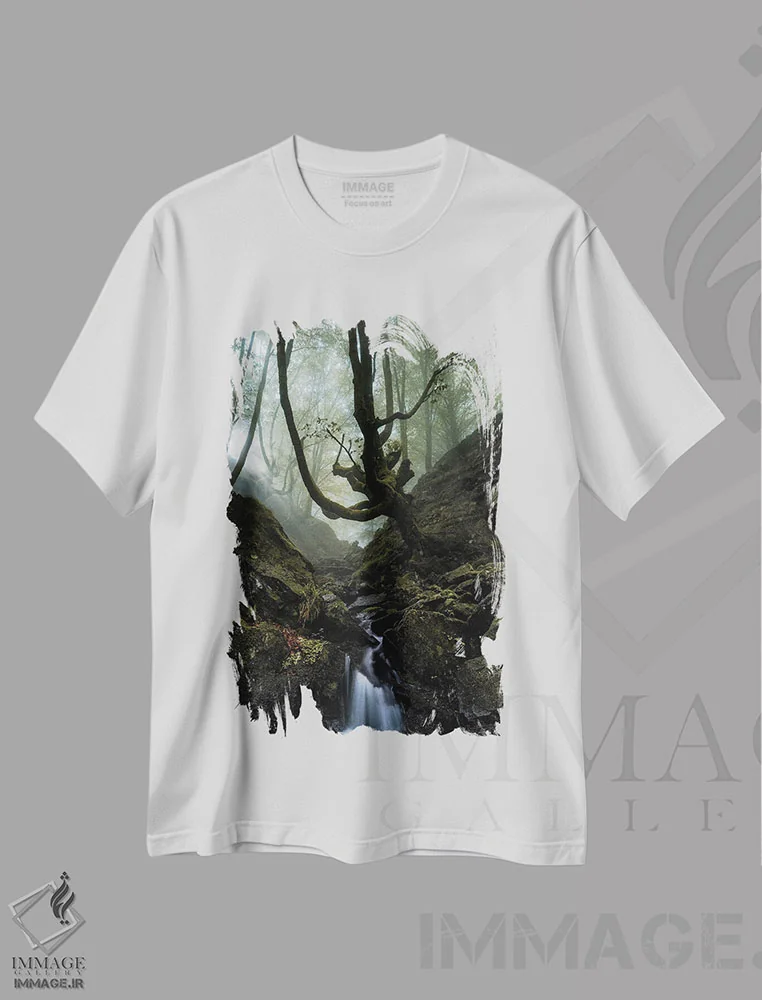 تیشرت سفید طرح دار جنگل اسرارآمیز، مدیوم اثر فابیو آنتنور | فروشگاه ایماژ