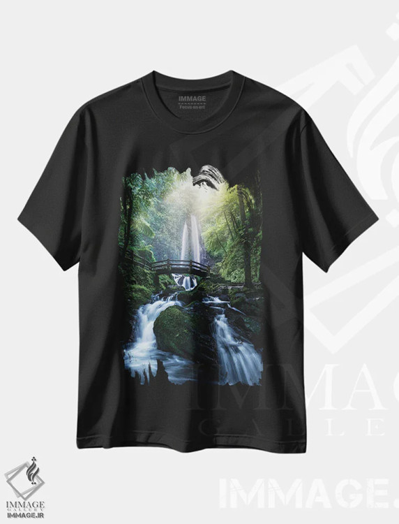 تیشرت مشکی طرح دار پشت پل، عکاسی فوق واقع گرا اثر فابیو آنتنور | فروشگاه ایماژ