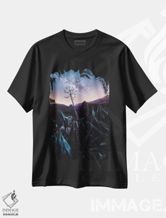 تیشرت مشکی طرح دار لمس آسمان، مدیوم اثر فابیو آنتنور | immage.ir
