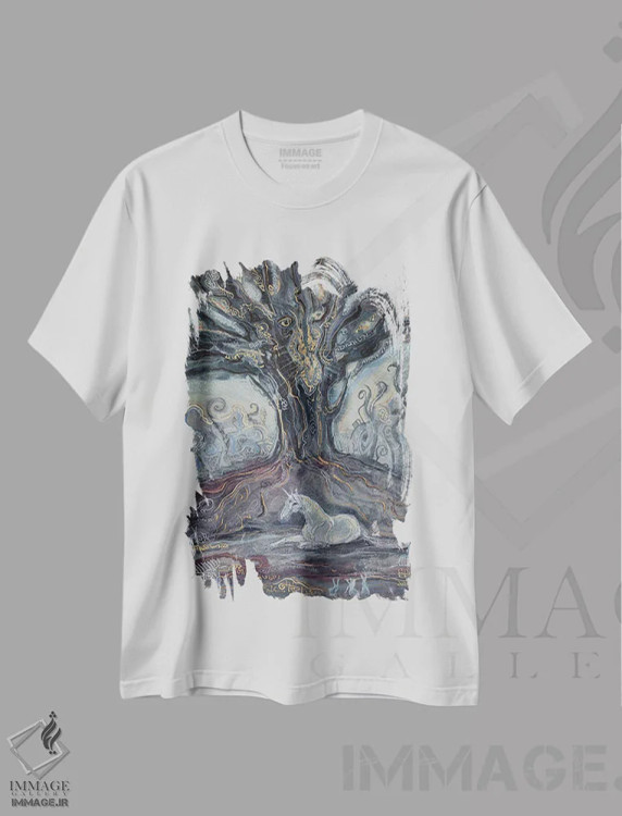 تیشرت سفید طرح دار نگهبانان، دست نقاشی و طراحی دستی اثر فافا کورولوا | immage.ir