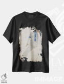 تیشرت مشکی طرح دار مایکل جکسون با خم شدن گرانشی، هنر آمریکایی آفریقایی تبار اثر فیشرکرافت | فروشگاه ایماژ