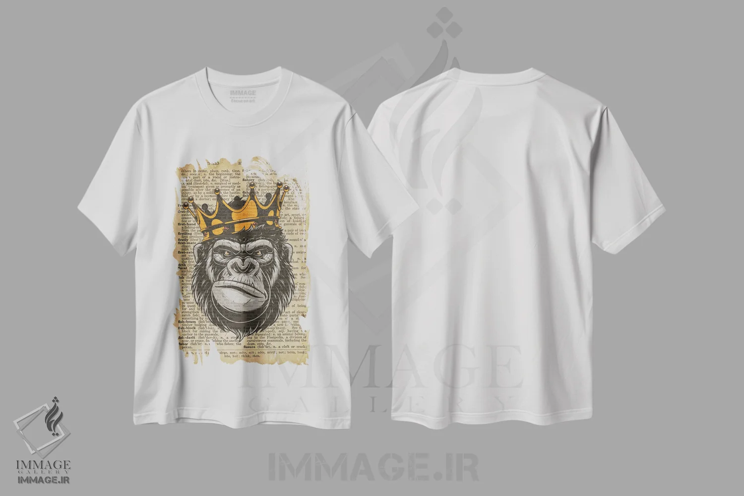 تیشرت سفید طرح دار پادشاه گوریل ۲ روی کاغذ دیکشنر قدیمی، دکوراسیون جایگزین اثر فیشرکرافت | immage.ir