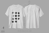 تیشرت سفید طرح دار دوازده ماه سیاه و سفید، تزئینی اثر فلوران بُدار | فروشگاه ایماژ