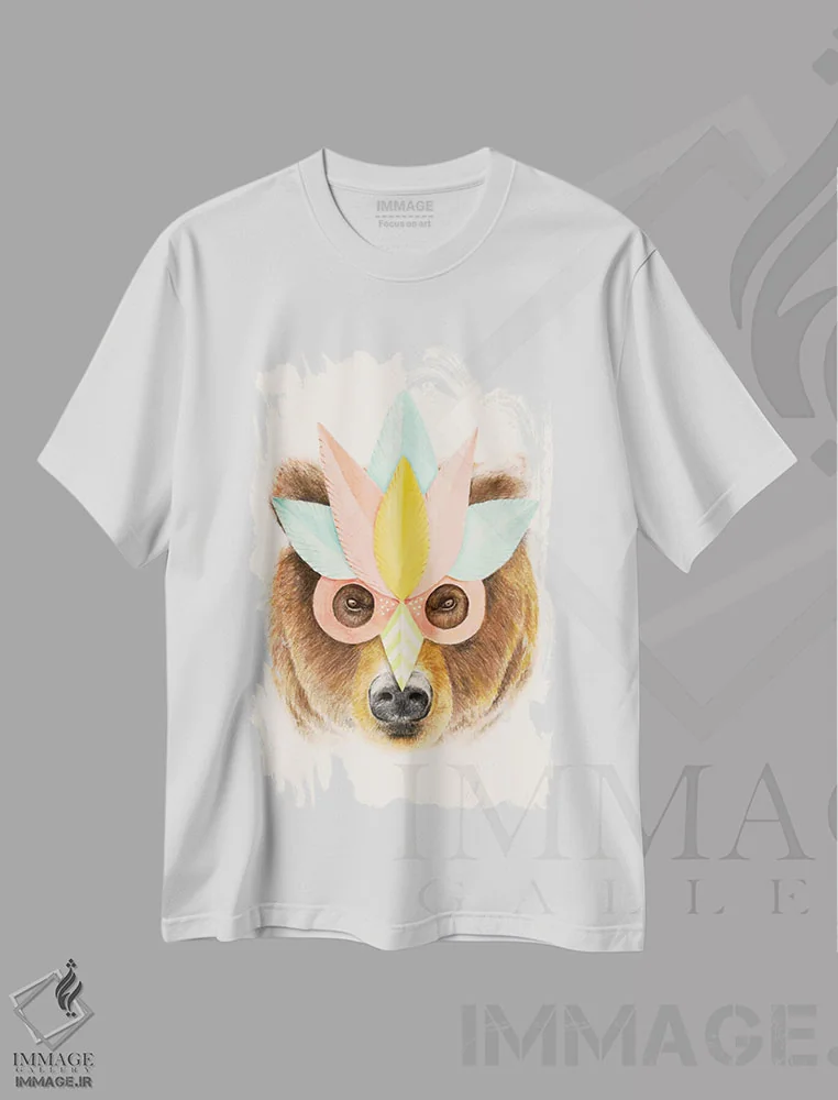 تیشرت سفید طرح دار چاپ ماسک کاغذی خرس، هنر فاخر اثر فلوران بُدار | immage.ir