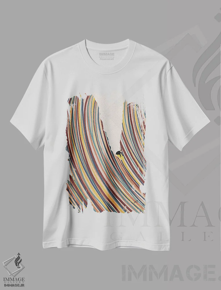 تیشرت سفید طرح دار پرش تند، دکور ساحلی اثر فابیان لاواتر | immage.ir