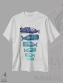 تیشرت سفید طرح دار خانواده نهنگ آبی روی سفید، تزئینی اثر فب فانکی | فروشگاه ایماژ