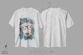 تیشرت سفید طرح دار بز کتاب خوان، تزئینی اثر فب فانکی | immage.ir