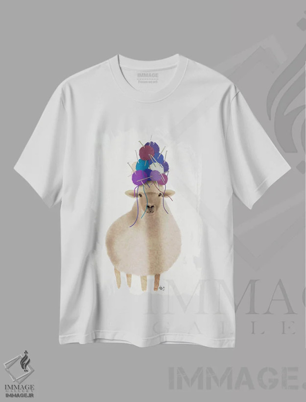 تیشرت سفید طرح دار گوسفند با کلاه پشمی، هنر دیجیتال اثر فب فانکی | فروشگاه ایماژ