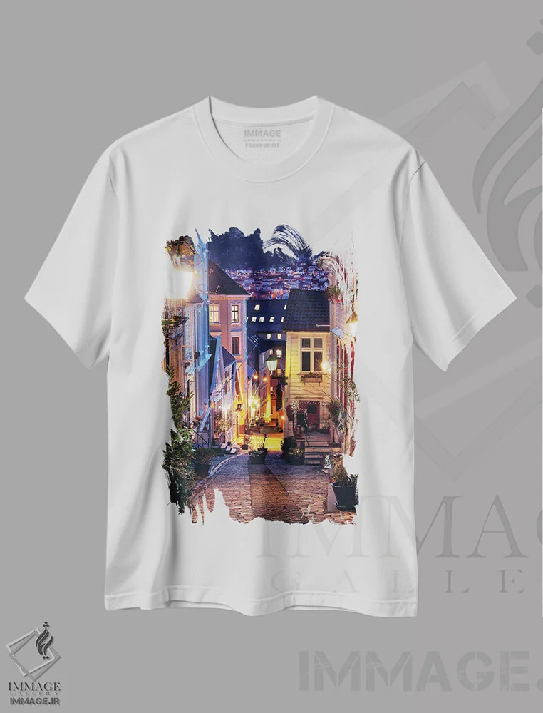 تیشرت سفید طرح دار خیابان سنگفرش برگن در شب، مدیوم اثر فلوریان اولبرشتس | immage.ir