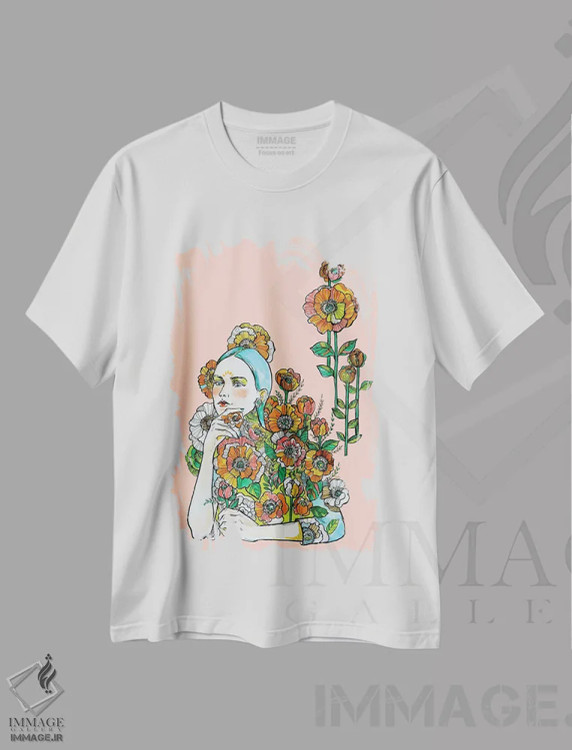 تیشرت سفید طرح دار موهای آبی و گل ها، تزئینی اثر فانیتسا پترو | immage.ir
