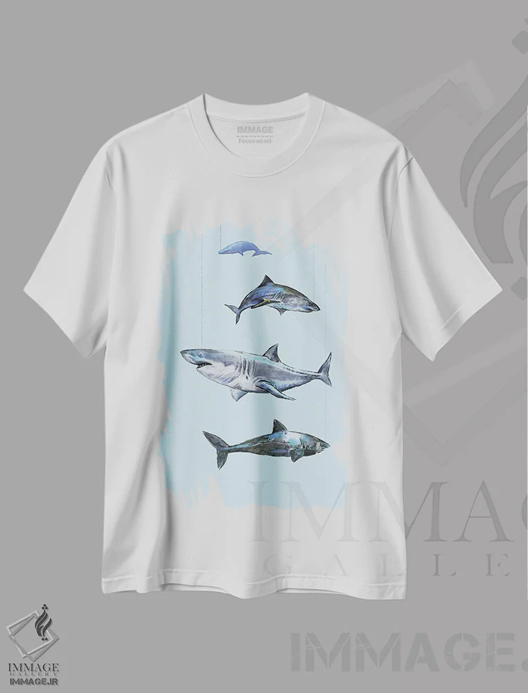 تیشرت سفید طرح دار چهار کوسه، دست نقاشی و طراحی دستی اثر فانیتسا پترو | فروشگاه ایماژ