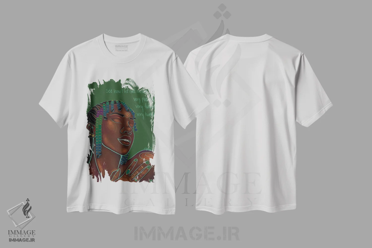 تیشرت سفید طرح دار "به خدا اعتماد دارم"، هنر دیجیتال اثر نیدیا دراز | immage.ir