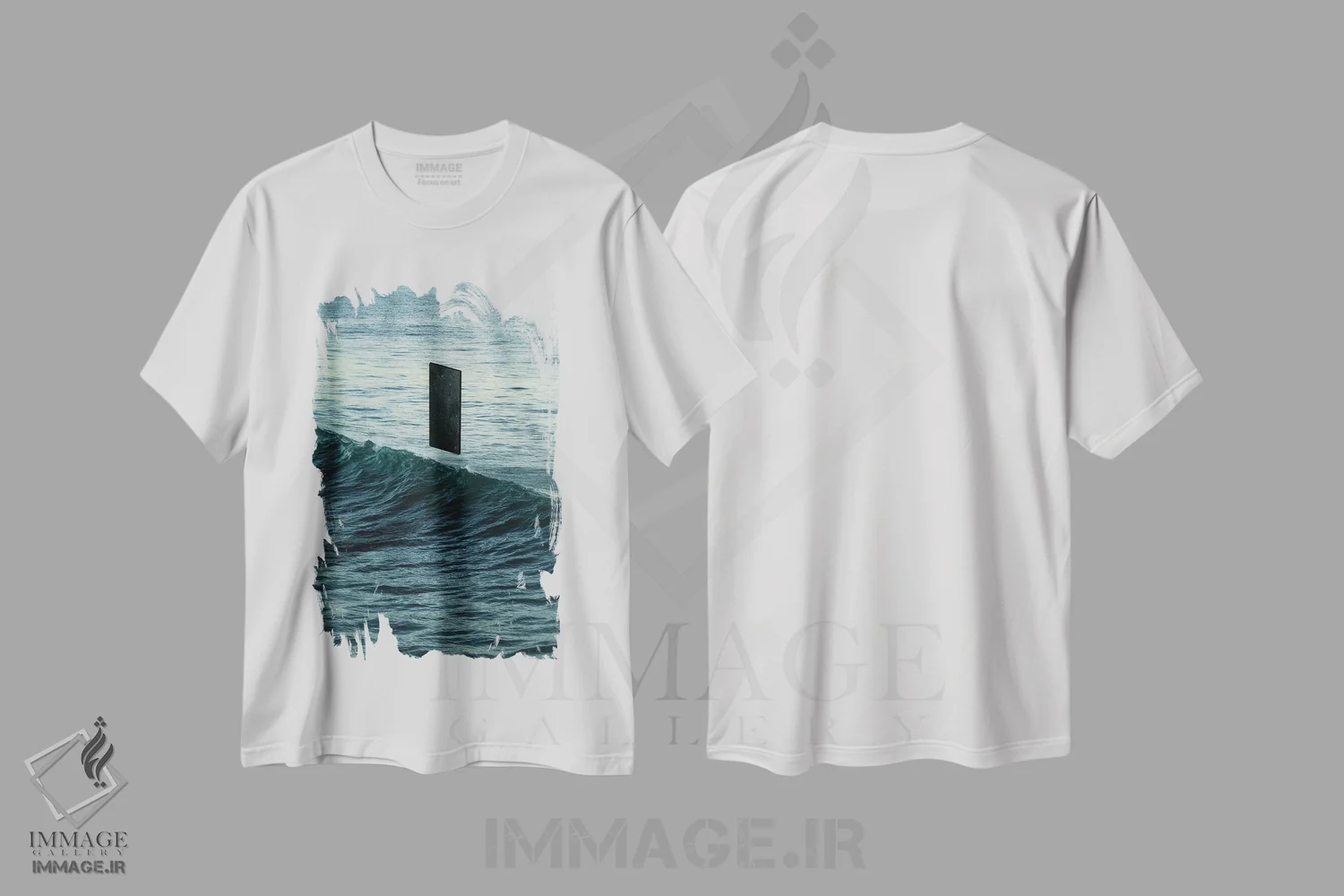 تیشرت سفید طرح دار آبی عمیق، عکاسی ترکیبی اثر فرن رودریگز | immage.ir