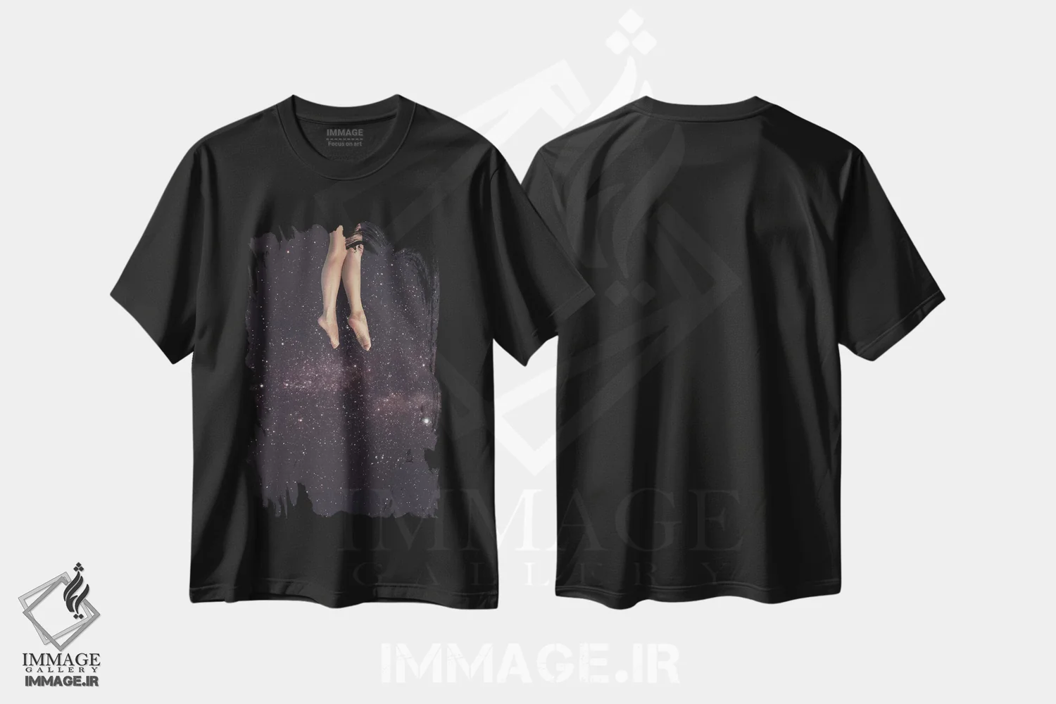 تیشرت مشکی طرح دار معلق در فضا، عکاسی ترکیبی اثر فرن رودریگز | فروشگاه ایماژ