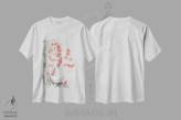 تیشرت سفید طرح دار رزهای قرمز ۲، تزئینی اثر هِدر اِی. فرنچ-روسیه | فروشگاه ایماژ