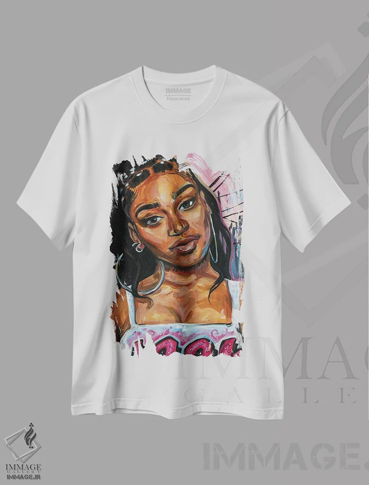 تیشرت سفید طرح دار نورمانی، هنر فاخر معاصر اثر فارست استوارت | فروشگاه ایماژ