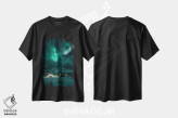 تیشرت مشکی طرح دار شفق قطبی طوفانی در لوفوتن، مدیوم اثر استفن فوس بک | فروشگاه ایماژ