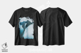 تیشرت مشکی طرح دار آبشار مه آلود جزیره سنیا، نروژ، مدیوم اثر استفن فوس بک | فروشگاه ایماژ
