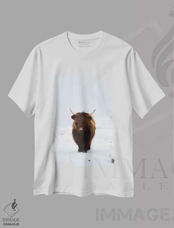 تیشرت سفید طرح دار گاوهای کوهستانی، جزایر فارو I، دکور تعطیلات اثر استفن فوس بک | فروشگاه ایماژ