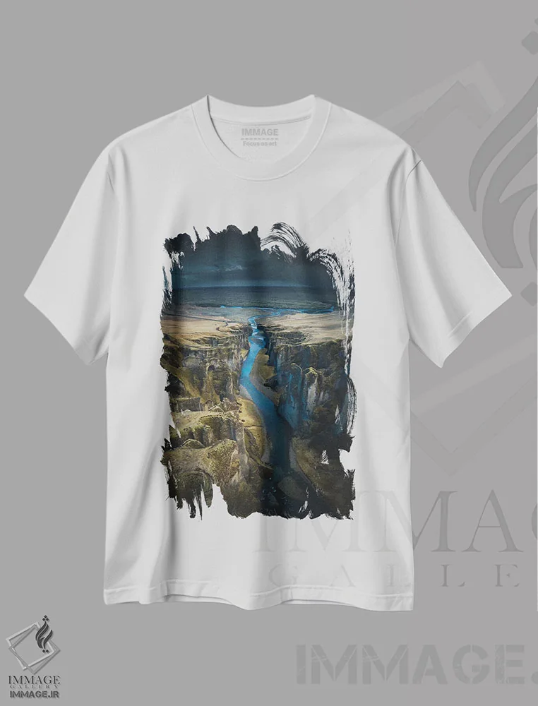 تیشرت سفید طرح دار دره های ایسلند II، مدیوم اثر استفن فوس بک | فروشگاه ایماژ