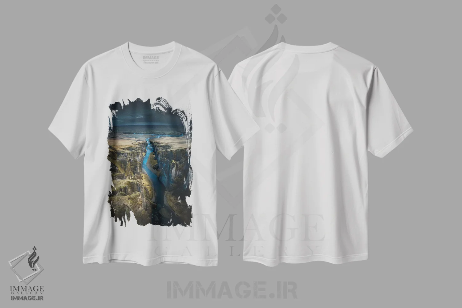 تیشرت سفید طرح دار دره های ایسلند II، مدیوم اثر استفن فوس بک | فروشگاه ایماژ