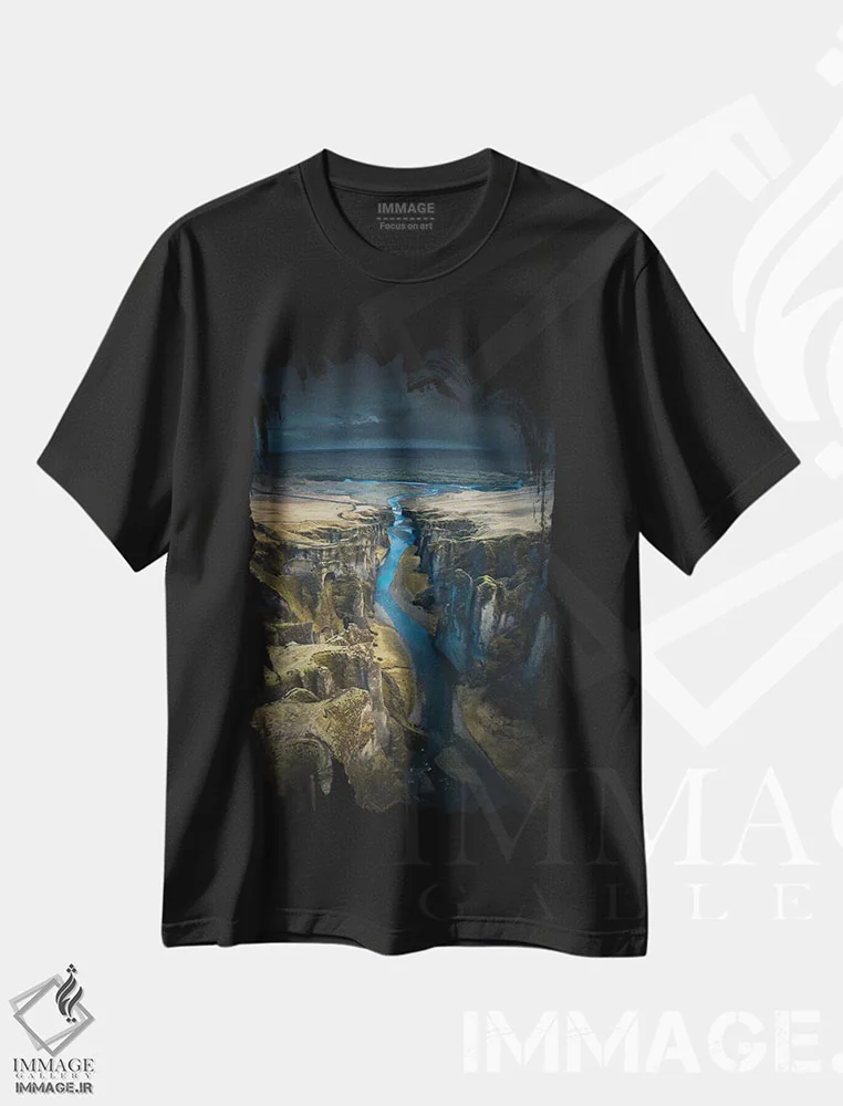 تیشرت مشکی طرح دار دره های ایسلند II، مدیوم اثر استفن فوس بک | immage.ir