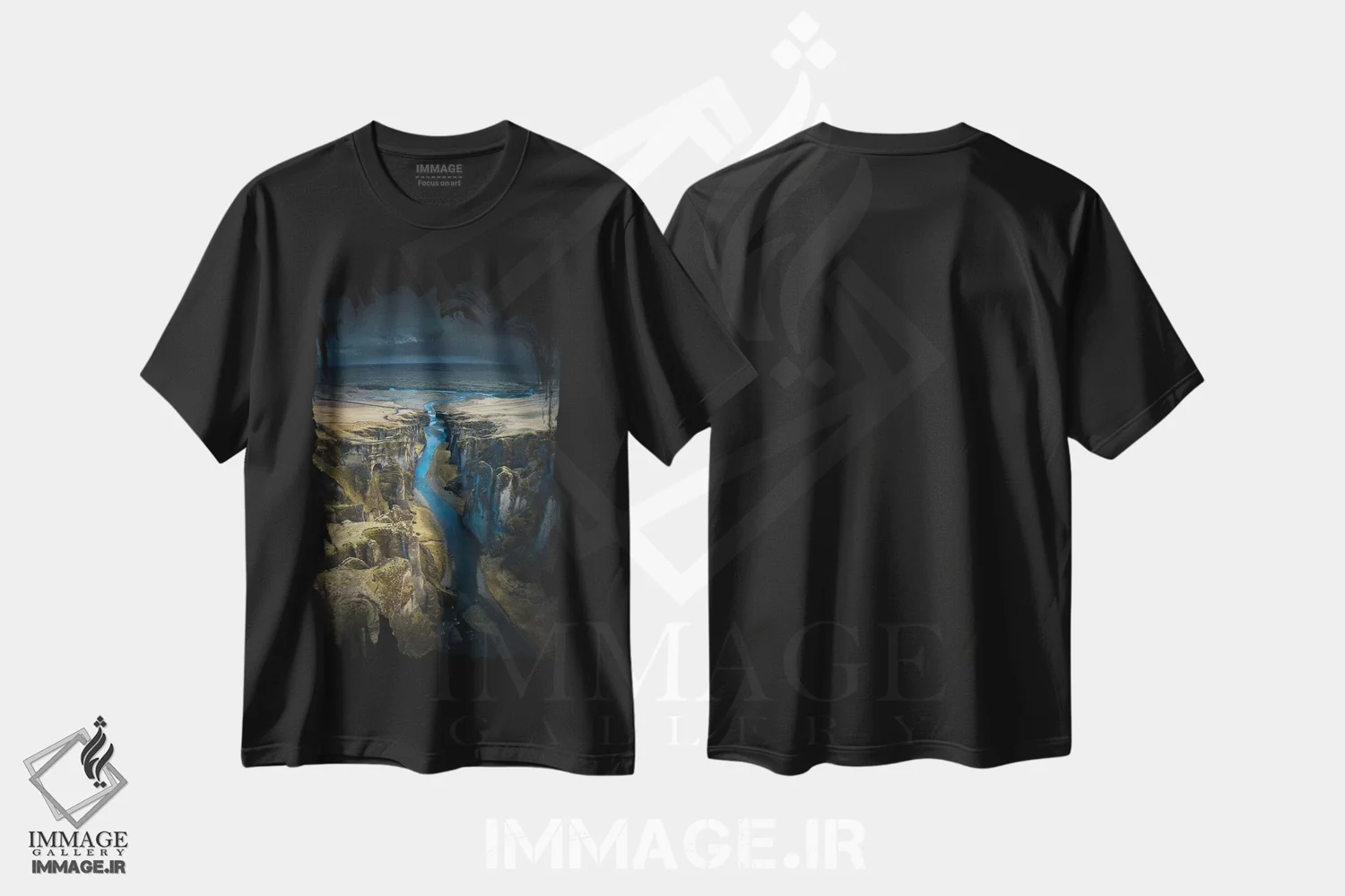 تیشرت مشکی طرح دار دره های ایسلند II، مدیوم اثر استفن فوس بک | immage.ir