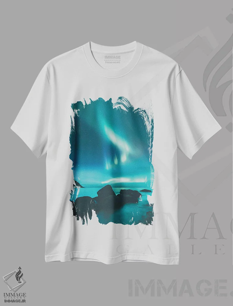 تیشرت سفید طرح دار نمایش شبانه، دکور تعطیلات اثر استفن فوس بک | immage.ir