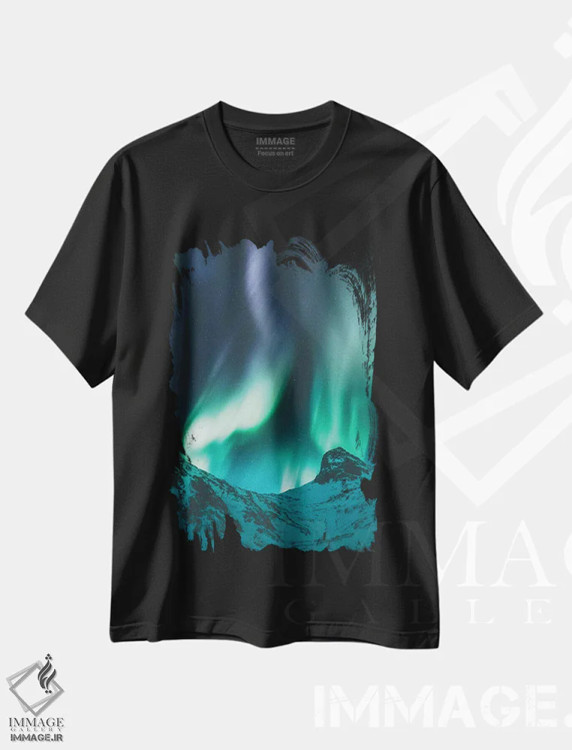 تیشرت مشکی طرح دار نمایش شبانه، دکور تعطیلات اثر استفن فوس بک | immage.ir